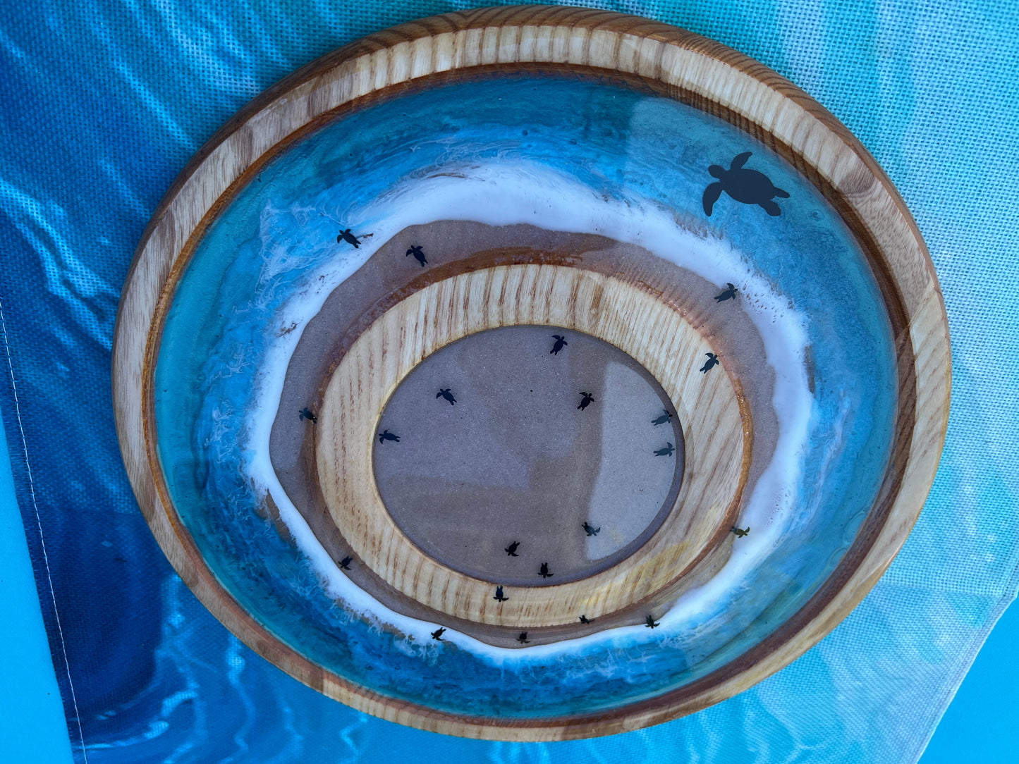 Hatchling Beach Serving tray