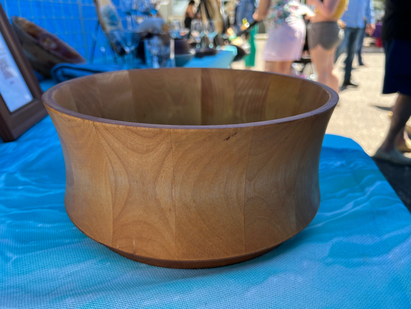 Shark Hunt high Wall Salad Bowl
